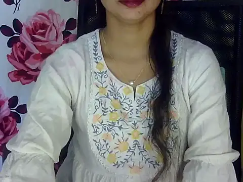 Snapshot of Rahat_S chatting on 11.18.25 Rahat S online show from 11.18.25