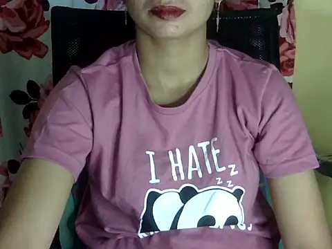 Snapshot of Rahat_S chatting on 11.20.25 Rahat S online show from 11.20.25