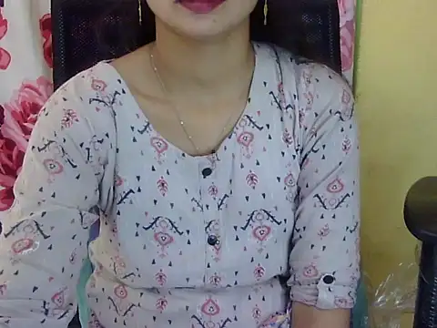 Snapshot of Rahat_S chatting on 11.21.25 Rahat S online show from 11.21.25