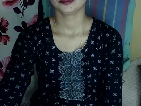 Snapshot of Rahat_S chatting on 11.27.25 Rahat S online show from 11.27.25