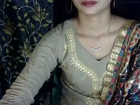 Snapshot of Rahat_S chatting on 12.15.25 Rahat S online show from 12.15.25