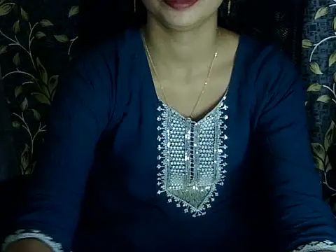 Snapshot of Rahat_S chatting on 12.17.25 Rahat S online show from 12.17.25