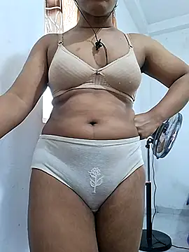 BeautyGirl sara online show from 06.14.26
