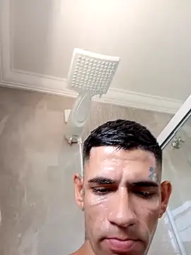 Snapshot of xirie98 chatting on 09.18.25 xirie98 online show from 09.18.25