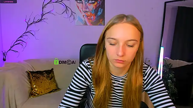 Snapshot of keylas_moan chatting on 09.22.25 keylas moan online show from 09.22.25