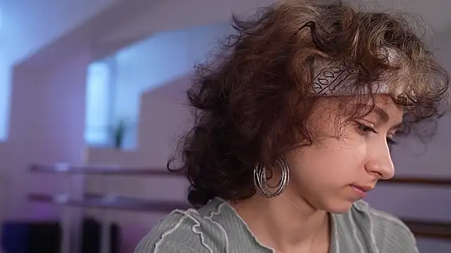 MimiLicks online show from 09.22.25