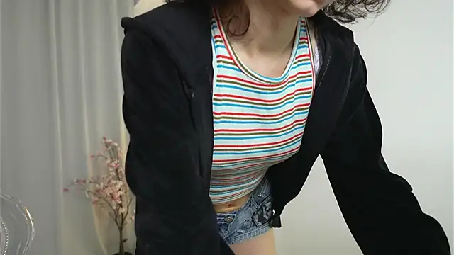 MimiLicks online show from 10.22.25