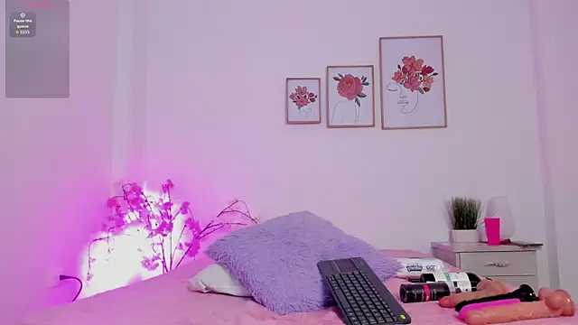 hellzel moon online show from 10.20.25