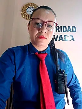 Hannah-colx online show from 09.11.25