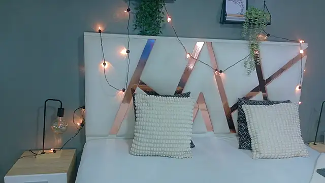 ScarlettVex   online show from 11.24.25