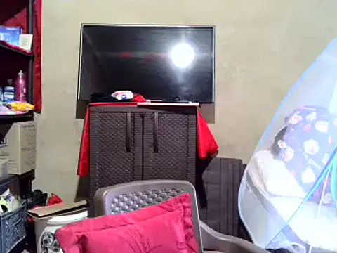 Snapshot of _Cristal chatting on 10.03.25 Cristal online show from 10.03.25
