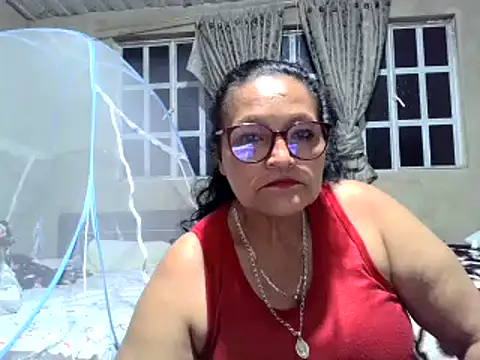 Snapshot of _Cristal chatting on 10.14.25 Cristal online show from 10.14.25