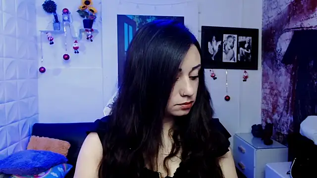 Eva Roussell online show from 01.14.26