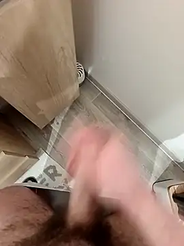 Snapshot of Float4x chatting on 12.15.25 Float4x online show from 12.15.25