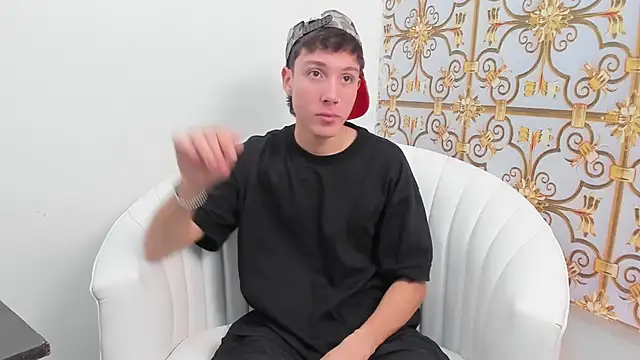 LittleDanny  online show from 11.19.25