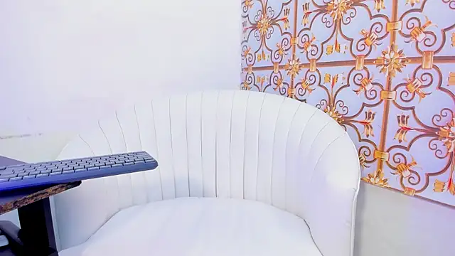 LittleDanny  online show from 02.19.26