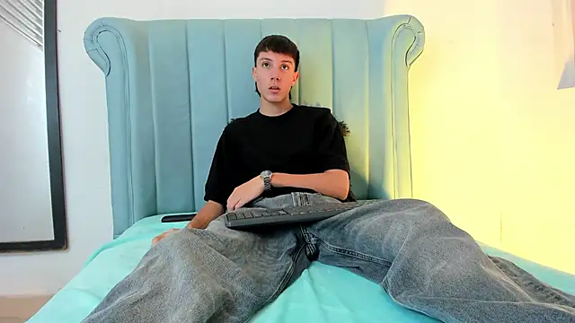 LittleDanny  online show from 03.10.26