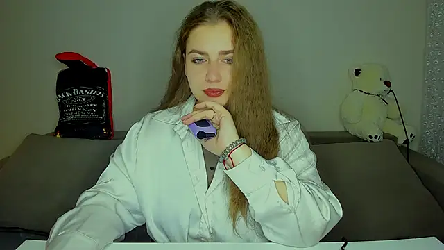 Snapshot of yourgem__ chatting on 09.09.25 yourgem online show from 09.09.25