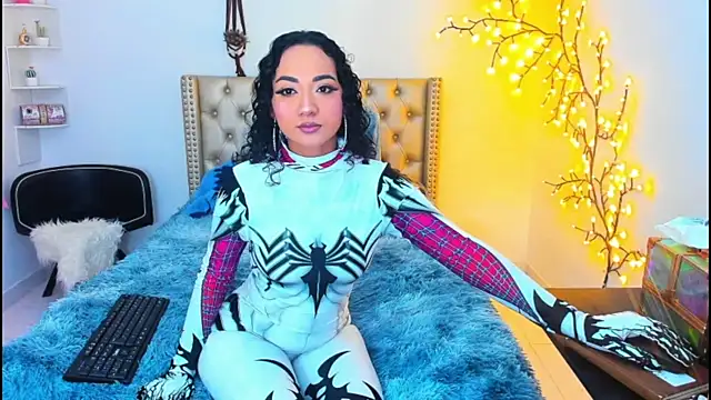 LenaStylesOA online show from 10.10.25