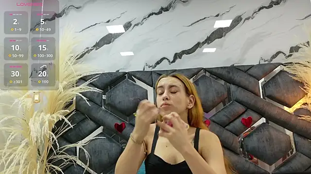 Natasha-Adams online show from 09.27.25