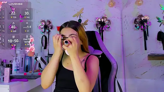 Natasha-Adams online show from 04.21.26
