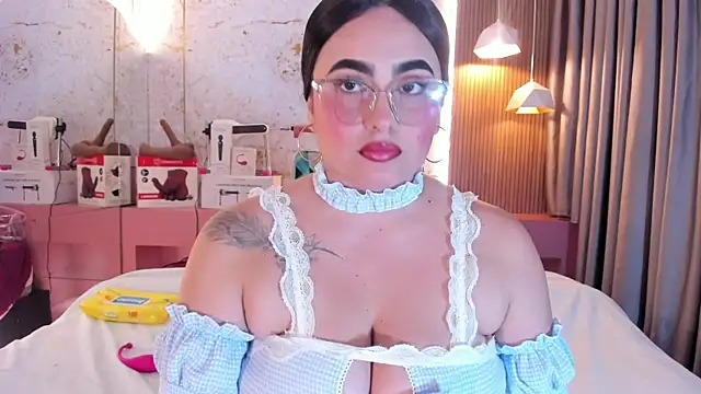 sofiiacarson online show from 07.24.26