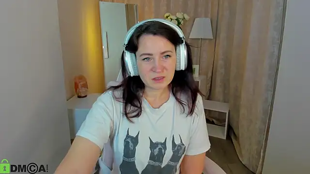 Lea shadom online show from 11.06.25