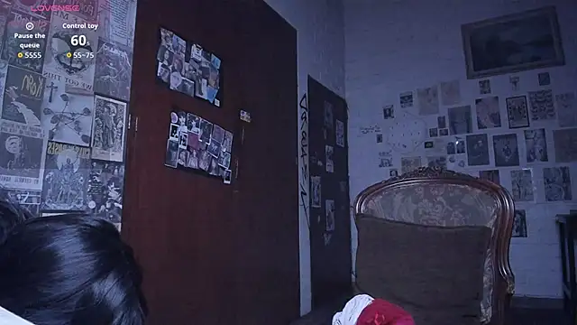 DiosaSexSymbol online show from 10.16.25