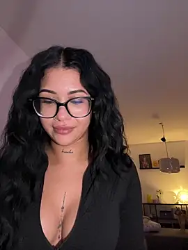 Snapshot of realjessappeal chatting on 09.26.25 realjessappeal online show from 09.26.25