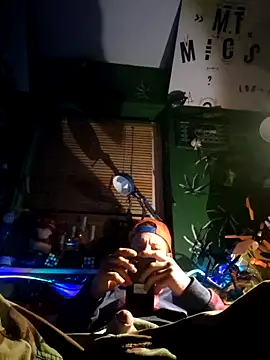 Snapshot of MODEST11_MMiILOO_AMARO chatting on 04.05.26 MODEST11 MMiILOO AMARO online show from 04.05.26