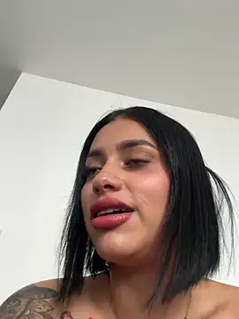 AlannaEvons online show from 12.21.25