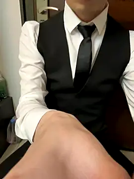 Snapshot of blaconeboy chatting on 12.05.25 blaconeboy online show from 12.05.25