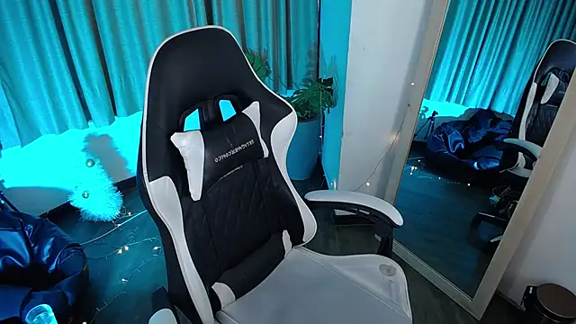 athenea fox online show from 12.03.25