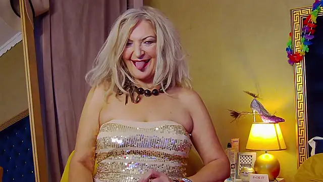 Snapshot of Allura_Jenson chatting on 11.25.25 Allura Jenson online show from 11.25.25