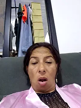 maleja23 online show from 10.16.25