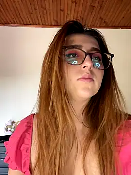 CoraVibes online show from 09.19.25