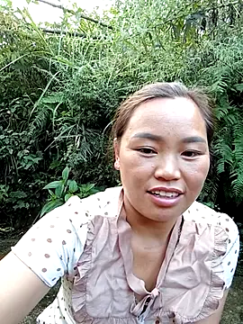 Snapshot of bany-xx chatting on 10.02.25 bany-xx online show from 10.02.25
