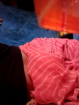 Snapshot of Radha8080 chatting on 09.20.25 Radha8080 online show from 09.20.25