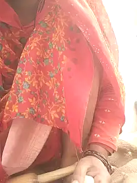 Snapshot of Nehaja33e chatting on 11.25.25 Nehaja33e online show from 11.25.25