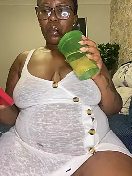 fatpussydallx online show from 04.19.26