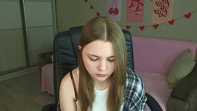 LeksaLove online show from 05.10.26