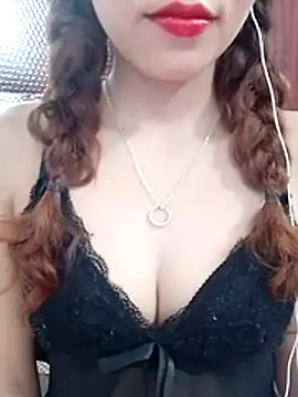 MyMy08 online show from 10.26.25