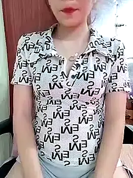 MyMy08 online show from 11.27.25