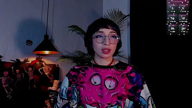 Lexyy Bluee online show from 10.12.25