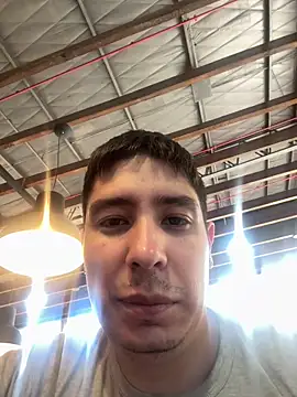 Snapshot of 9999Alez chatting on 12.19.25 9999Alez online show from 12.19.25