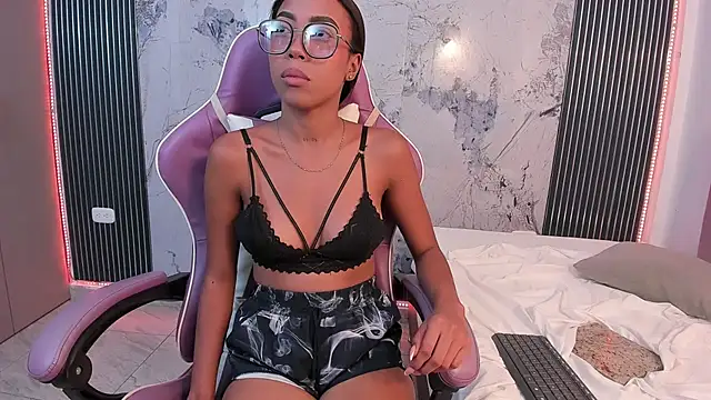 Mia Duarte1 online show from 06.14.26