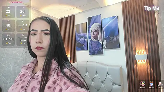 Sophi Thaylorr online show from 10.02.25