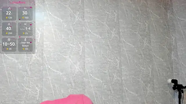 Sophi Thaylorr online show from 10.27.25