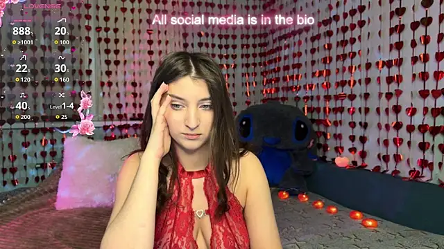 Snapshot of kitty_kristy1 chatting on 02.14.26 kitty kristy1 online show from 02.14.26