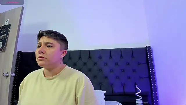 Snapshot of IanGilbert chatting on 11.07.25 IanGilbert online show from 11.07.25